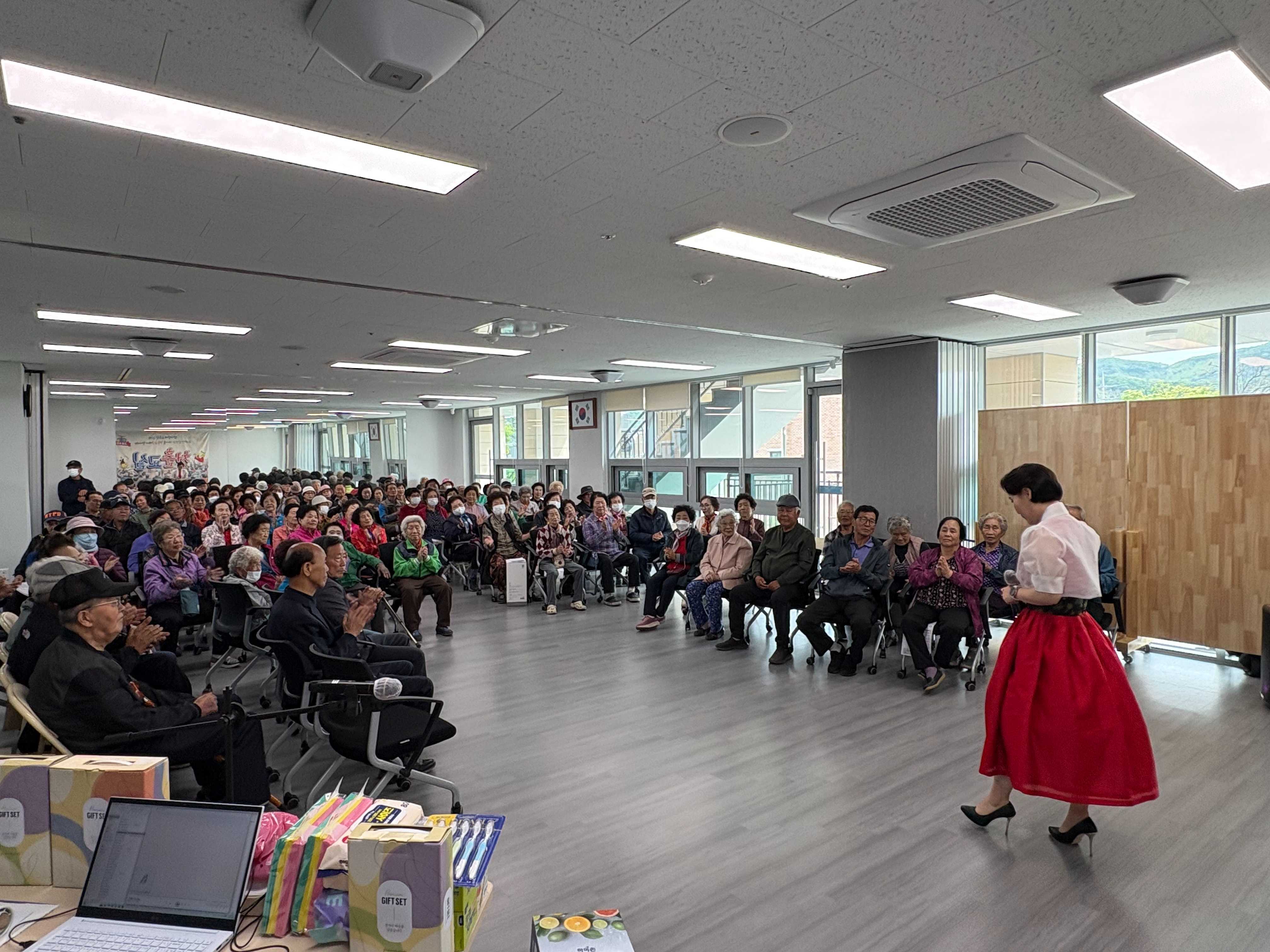 KakaoTalk_20260422_162257213_05.jpg