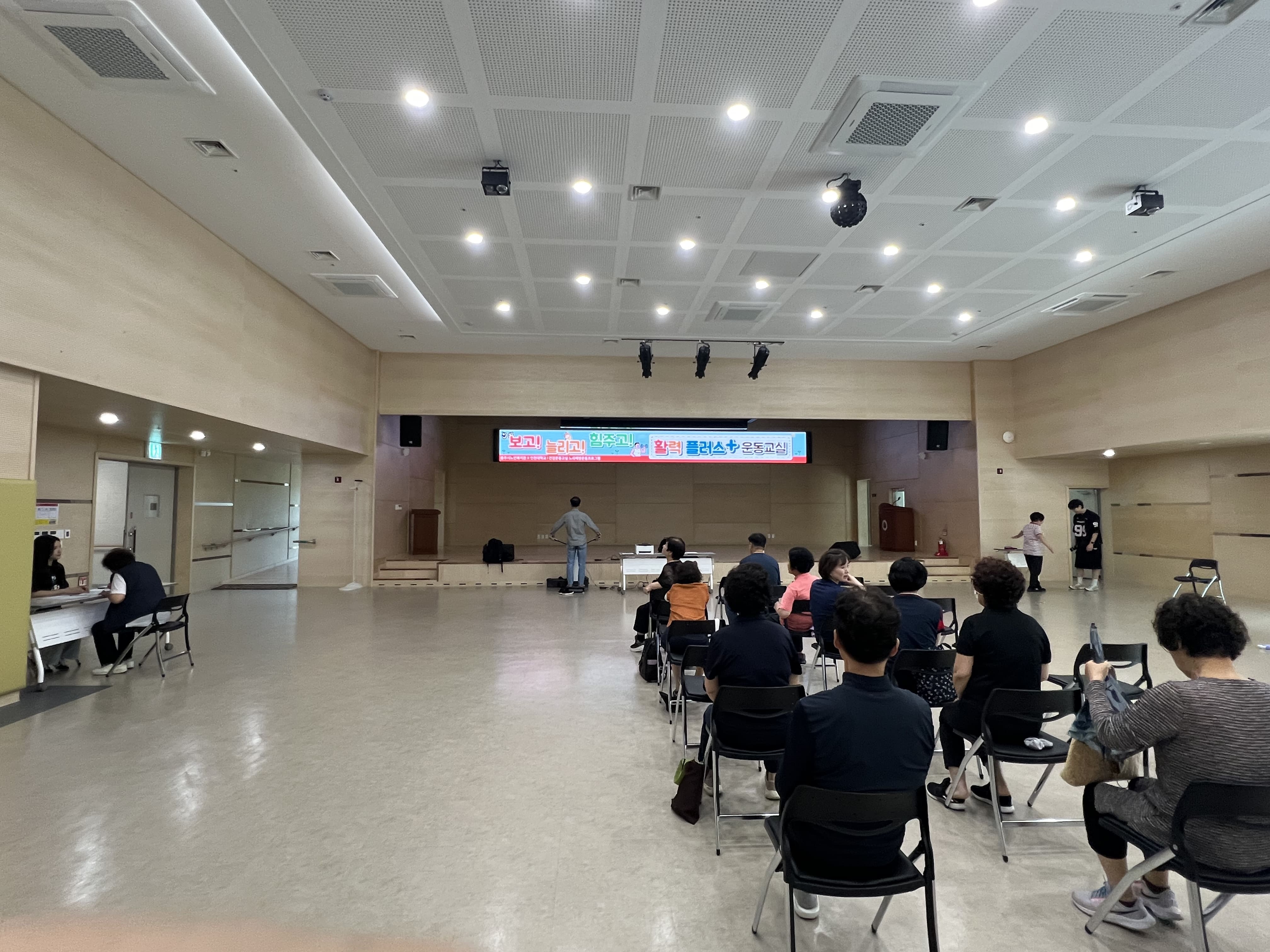 KakaoTalk_20250929_120638814_03.jpg
